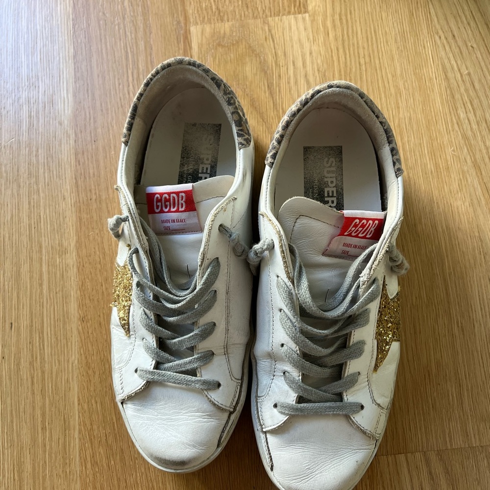 GOLDEN GOOSE SNEAKERS SIZE 39